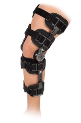 Breg Revolution 3 Post Op 