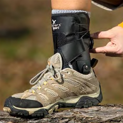 DeRoyal  Element Sport Hinged Ankle Brace